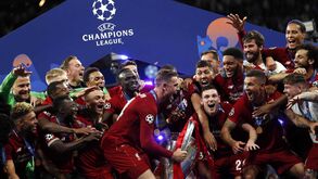 Ex-técnico do FC Porto escolheu Benfica B para treinar com Liverpool antes da final da Champions