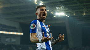 Alex Telles sinalizado pelo Barça