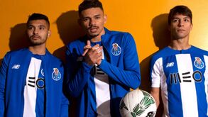 Aí está o novo equipamento do FC Porto