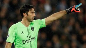 Buffon mantém todos os cenários em aberto