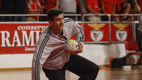 Benfica anuncia regresso de Gustavo Capdeville à Luz