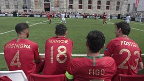 Figo, Deco e companhia voltaram a espalhar magia no Porto