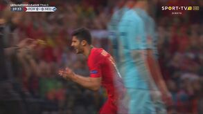 Guedes puxou a culatra atrás e fez o Dragão explodir de alegria