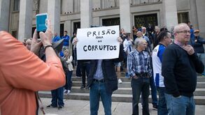 António Lourenço no trompete e a tarja: as imagens do protesto dos adeptos do FC Porto