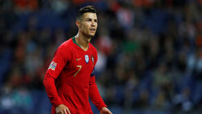 Cristiano Ronaldo é o segundo desportista mais bem pago do Mundo