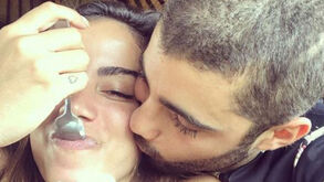 Anitta e Pedro Scooby fazem juras de amor