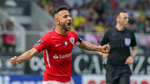 Negociações pelo médio Rashid