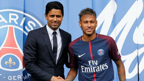 Presidente do PSG adverte: «Ninguém obrigou o Neymar a assinar»