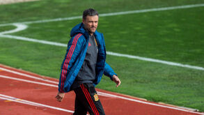 Luis Enrique deixa seleção espanhola e já tem substituto 