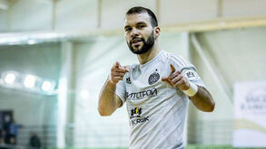 Sporting oficializa contratação de uma das figuras da Liga dos Campeões de futsal