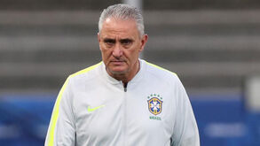 Tite acusado de espiar o Peru com técnica que Jorge Jesus usou no treino do Flamengo