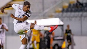 Jogador do Vasco falecido em acidente de mota seguia sem capacete e a alta velocidade 