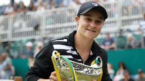 Barty vence em Birmingham e vai assumir liderança do ranking mundial
