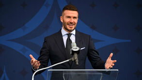 Beckham equaciona juntar Ronaldo e Messi numa equipa de luxo em Miami: veja todos os craques