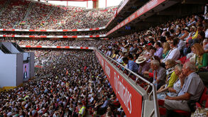Congresso de Testemunhas de Jeová encheu Estádio da Luz