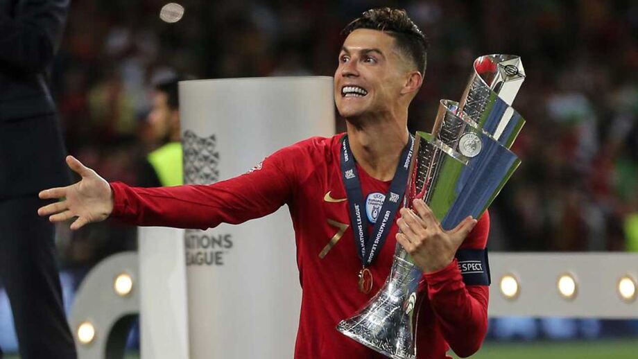 Ronaldo ri-se de Bola de Ouro entregue a «um jogador retirado» - CNN  Portugal