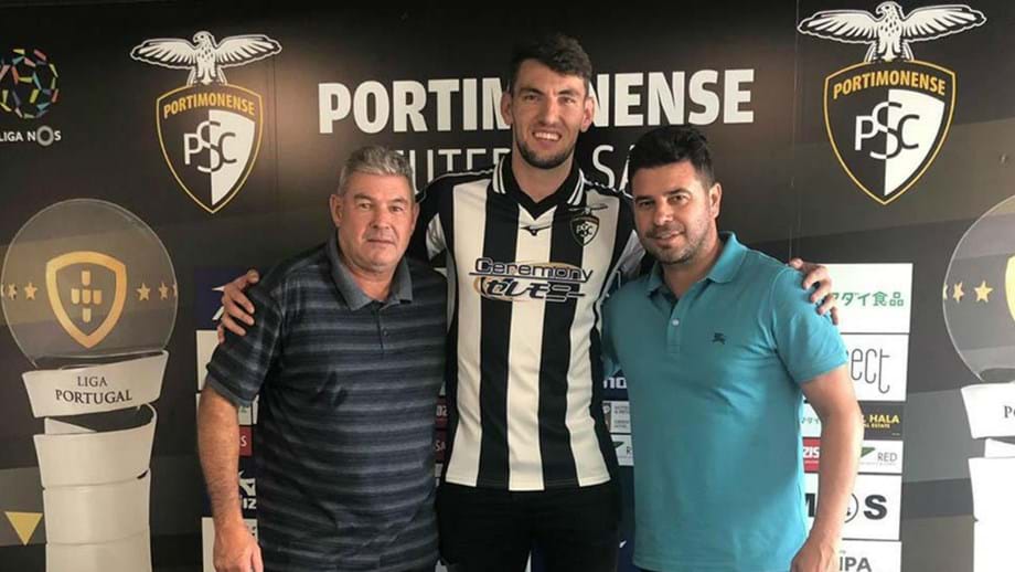 Portimonense Garante Central Willyan Portimonense Jornal Record