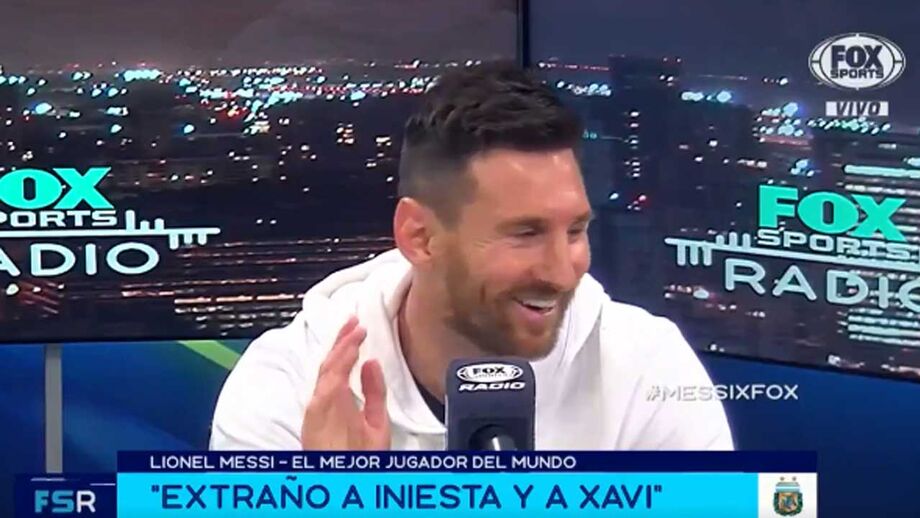 Durante a entrevista à Fox Sports, Lionel Messi revelou que tem ainda um grupo de WhatsApp com Luís Suárez e Neymar, denominado "os três sudacas"