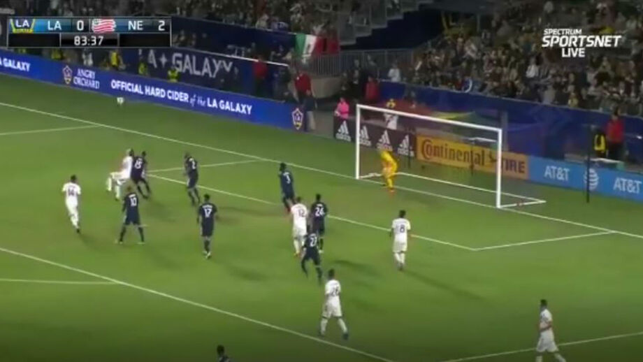 Avançado marcou mas não evitou a derrota dos LA Galaxy