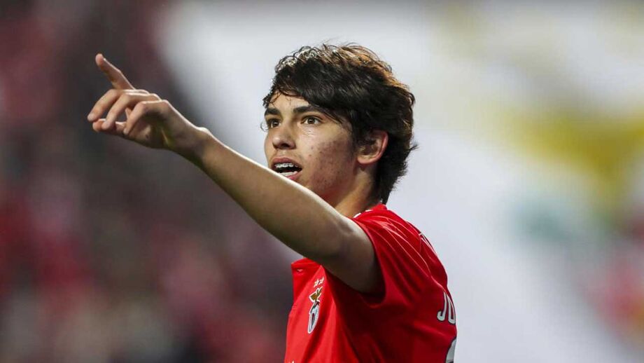 A jornalista Mariana Béu encontra-se em Madrid para acompanhar a transferência de João Félix do Benfica para o Atlético Madrid