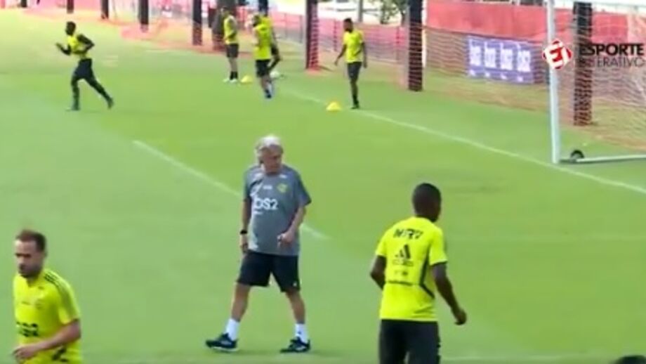Jorge Jesus continua bem ao seu estilo no Flamengo