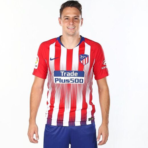 Lateral-direito: Santiago Arias