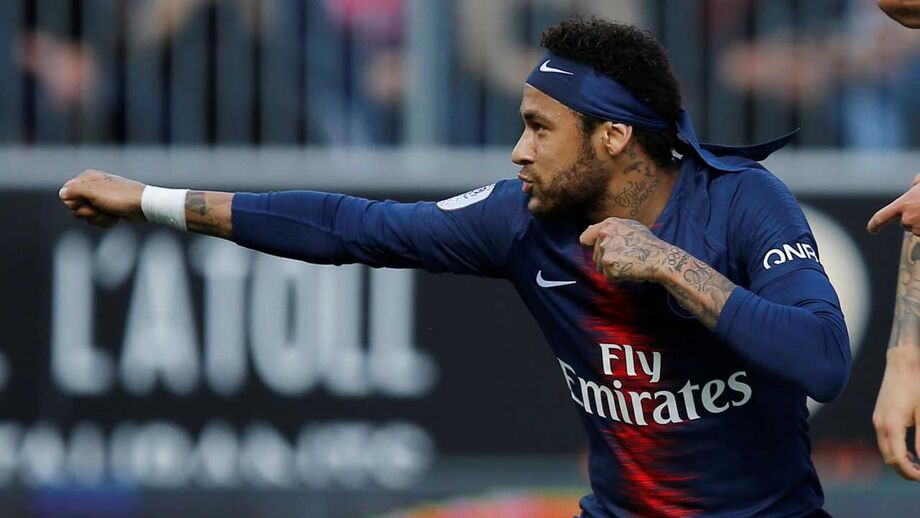 Neymar (Barcelona-PSG) - 222M€ 
