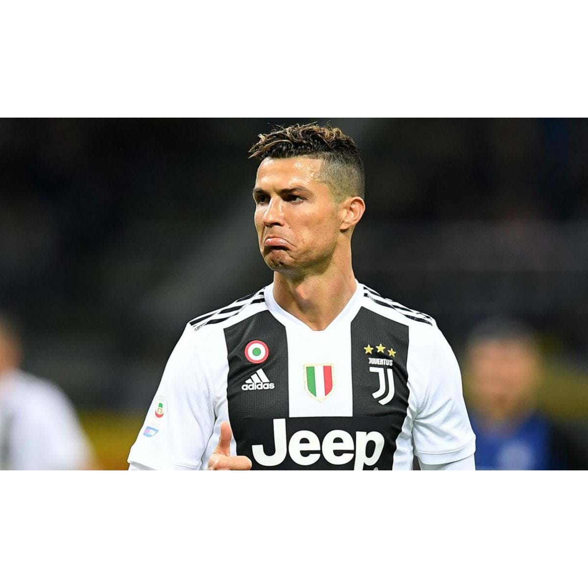 Cristiano Ronaldo tem novo time…no FIFA20. Juventus agora é do PES