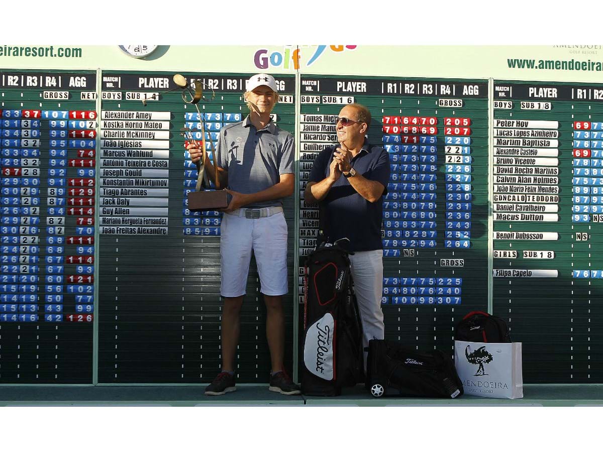 Duas jogadoras fazem história no 4.º Torneio do Drive Tour - Golfe - Jornal  Record