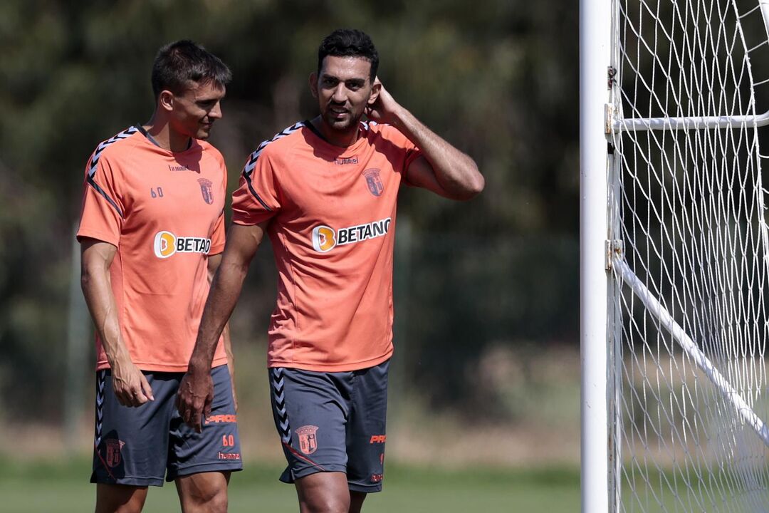 Hassan (ex- Olympiacos)