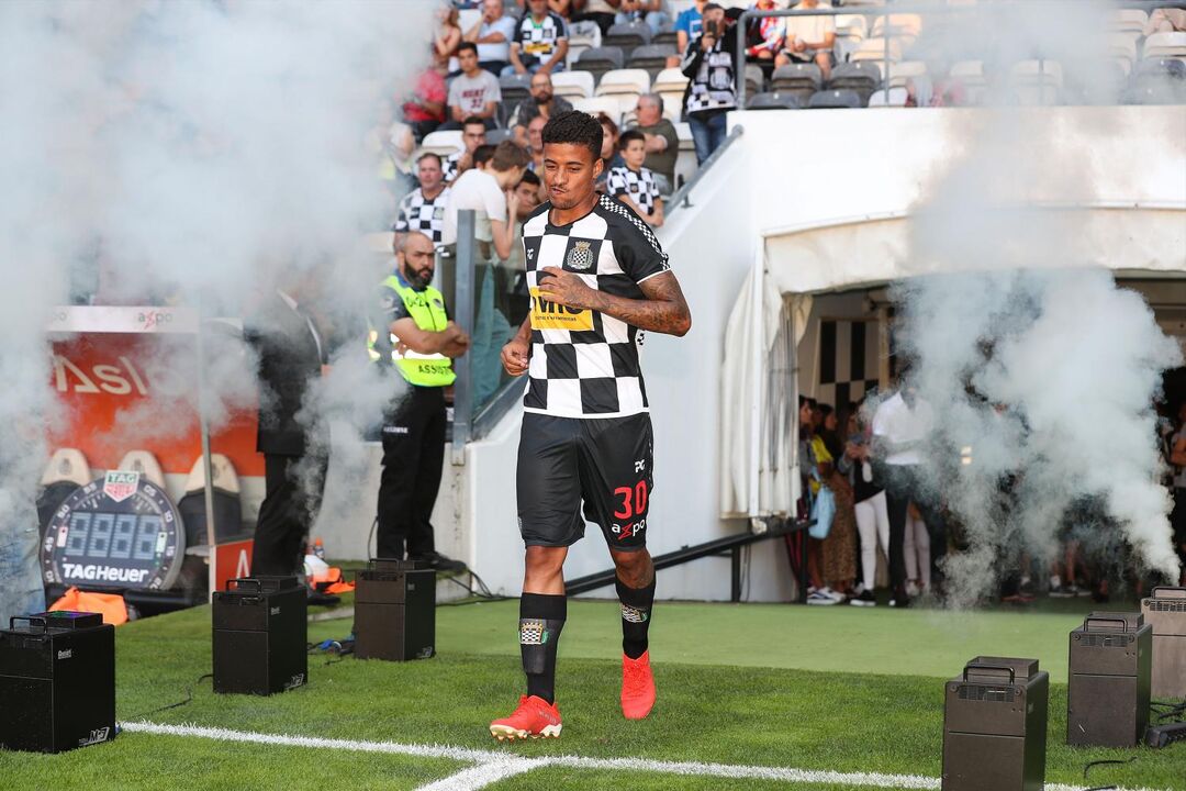 Paulinho (ex- Sporting)