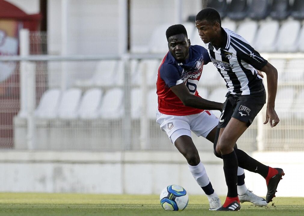 Everson (ex- Bahia)