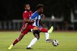 Zé Luís (1) - Foi a primeira vez que se viu o cabo-verdiano em ação com a camisola dos dragões, mas o tempo foi escasso. Não teve oportunidade de importunar a defesa do Fulham.