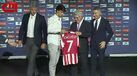 João Félix já é 'colchonero' e exibe o seu número 7 da camisola do Atlético de Madrid