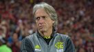 Jorge Jesus saiu do autocarro para encarar os adeptos do Flamengo em fúria