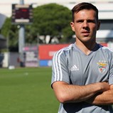 Antigo adjunto de Miguel Cardoso é o sucessor de Luís Tralhão nos Sub-23 do Benfica