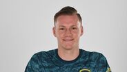 Bernd Leno apresenta o novo equipamento de guarda-redes do Arsenal para 2019/20