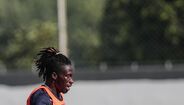 Ofori (ex-Feirense)