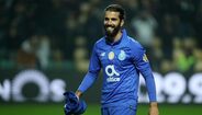 Sérgio Oliveira - contrato até 2021