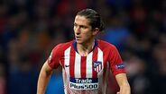 Filipe Luís: trocou o Atlético Madrid pelo Chelsea em 2014/15 e regressou a Espanha no final dessa época