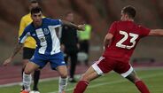 Saravia (3) - Notou-se algum cansaço a partir do meio da primeira parte, mas, ainda assim, o argentino deu garantias em termos defensivos, levando a melhor  nos duelos com Kebano, faltando-lhe apenas chegar à frente com maior incidência. Isso fica para depois. 