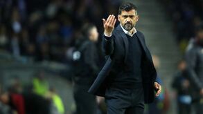 Revolução em marcha: equipa do FC Porto tem lacunas que continuam por tapar