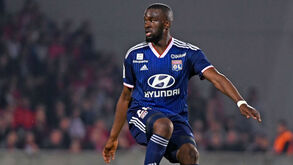 N'Dombélé chega ao Tottenham numa transferência recorde para os spurs