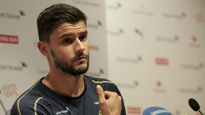 Bordéus de Paulo Sousa assegura contratação de ex-lateral suíço do Benfica