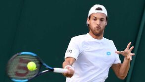 João Sousa alcança apuramento para a 2.ª ronda de Wimbledon