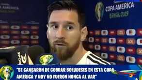 Messi: «Tentámos tudo para passar mas inclinaram o campo»