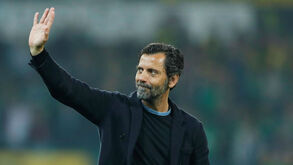 Quique Flores abandona Shanghai Shenhua