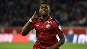 Corrida por Rafael Leão e Icardi