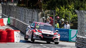 Vitória de Tiago Monteiro na terceira corrida do WTCR em Vila Real