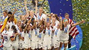 Estados Unidos sagram-se bicampeões mundiais de futebol feminino